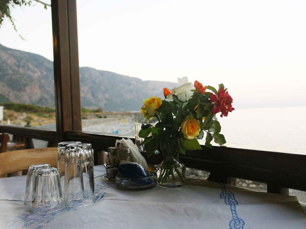 Paralia Guest House อาเยียรูเมลี ภายนอก รูปภาพ